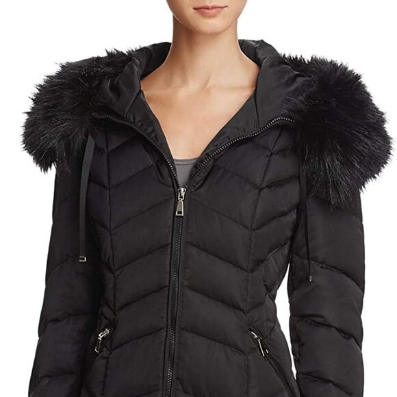Gorgeous Tahari Mid Length Puffer Coat w/faux fur hood trim In Blk Plus Size XXL - Picture 4 of 15